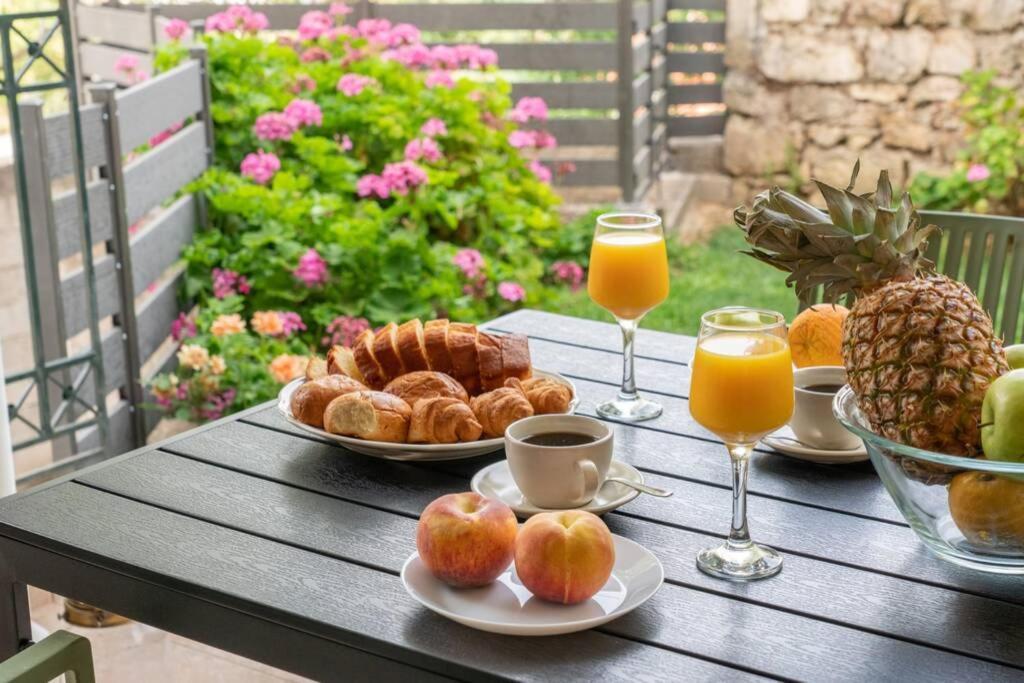 Central & Elegant Suite With Private Garden Argostoli  Exterior foto